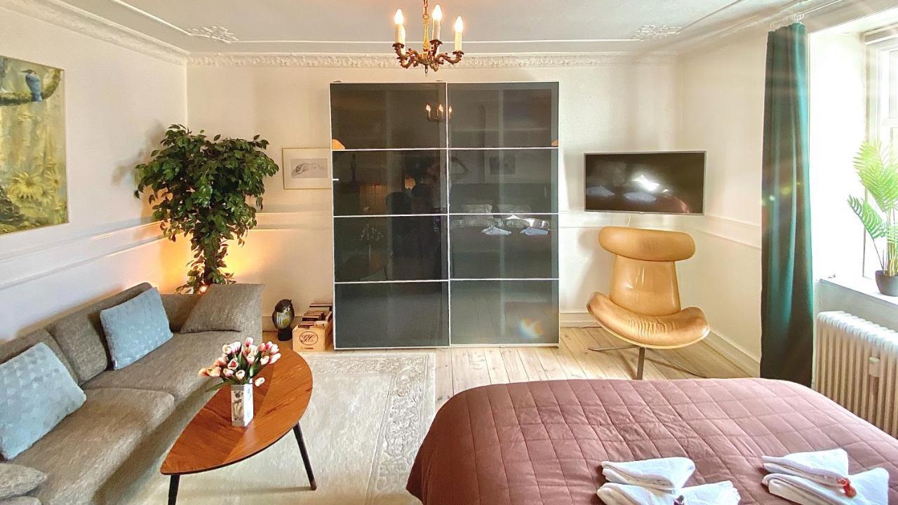 Four Individual Beautiful Spacious In Stylish Accommodatie bij particulieren *